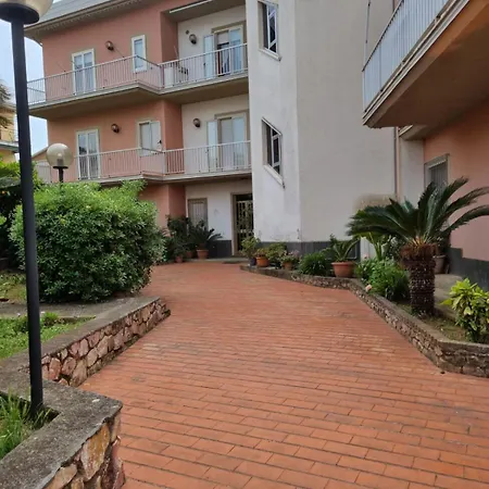 Appartamento In Villa Diamante Exterior photo